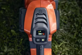542i XP  profi akkumulátoros láncfűrész - csak gép 3.Kép